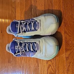 New Balance Two WXY V4 size 9.5